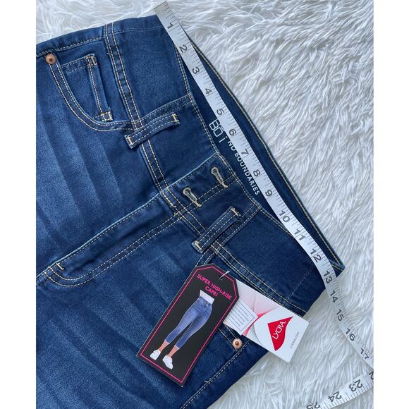 NWT No Boundaries Blue Jeans Super High-Rise Capri  Women Sz 9 NWT - Picture 6 of 11